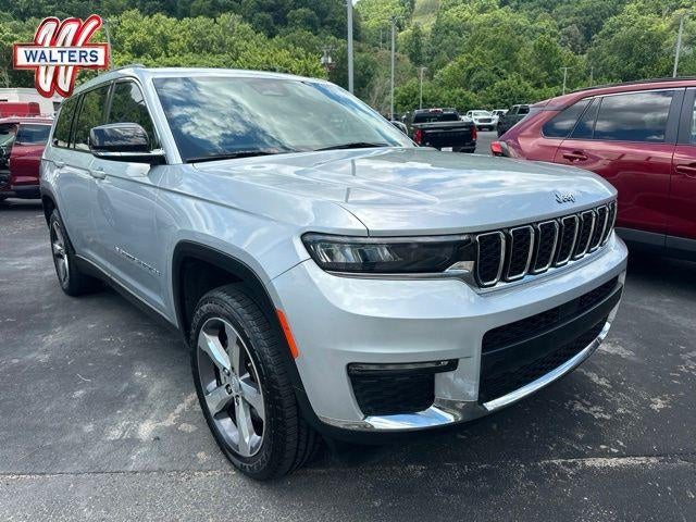 2021 Jeep Grand Cherokee L Limited 4x4 in Silver — front three-quarter view