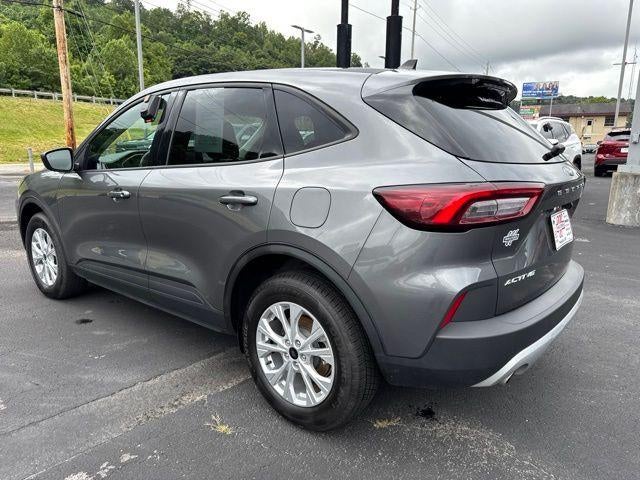 2025 Ford Escape — detail view