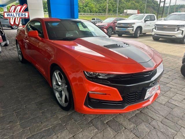2019 Chevrolet Camaro 2dr Coupe 2SS in Crush — front three-quarter view