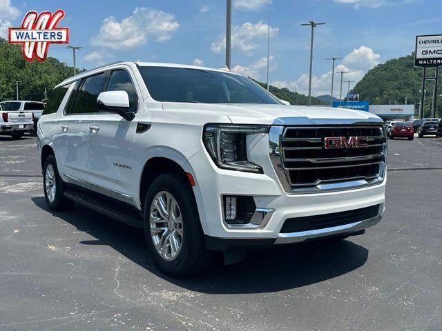 2023 GMC Yukon XL 4WD 4dr SLT in White Frost Tricoat — front three-quarter view