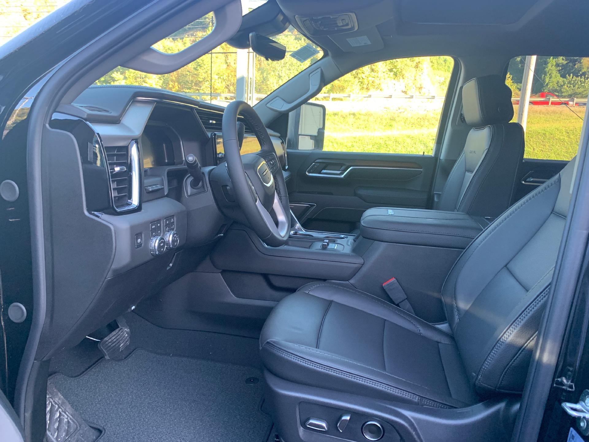 2026 GMC Sierra 2500 HD — detail view