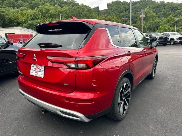 2024 Mitsubishi Outlander — side profile view