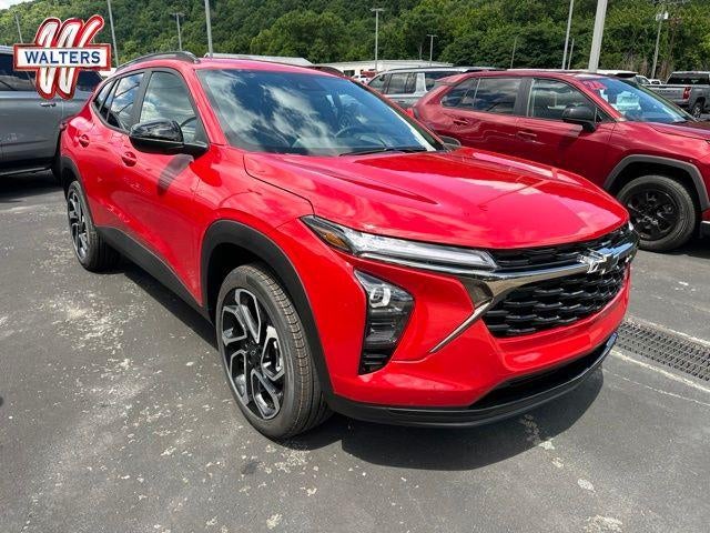 2026 Chevrolet Trax 2RS in Apex Red — front three-quarter view