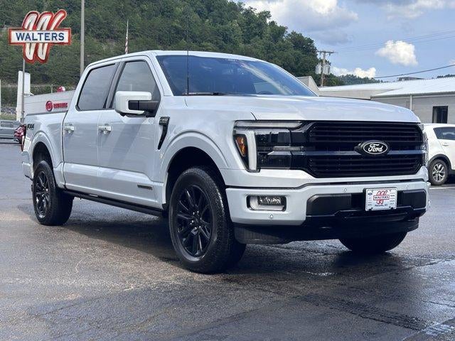 2025 Ford F-150 Platinum 4WD SuperCrew 5.5' Box in Space White Metallic — front three-quarter view