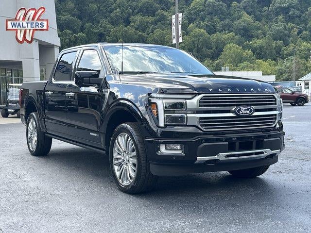 2026 Ford F-150 Platinum 4WD SuperCrew 5.5' Box in Agate Black Metallic — front three-quarter view