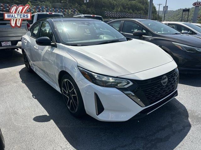 2024 Nissan Sentra SR CVT in Aspen White Tricoat/Super Black — front three-quarter view