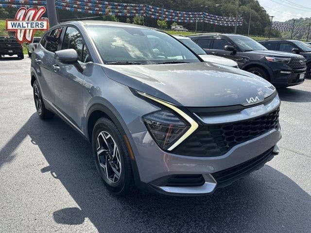 2025 Kia Sportage LX FWD in Everlasting Silver — front three-quarter view