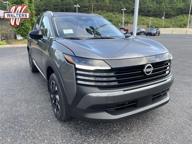 2026 Nissan Kicks SV AWD in Gun Metallic — front three-quarter view