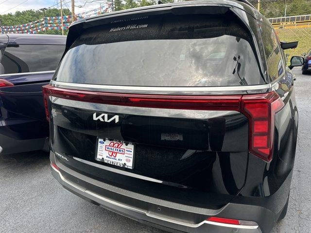 2026 Kia Carnival — detail view