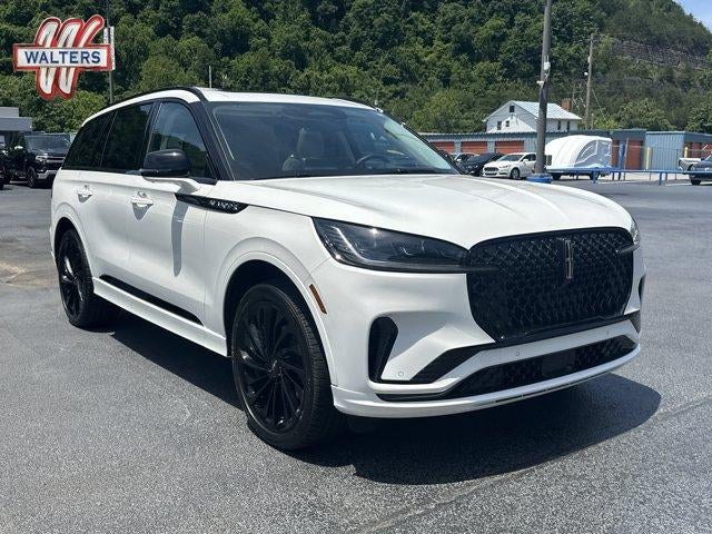 2026 Lincoln Aviator Reserve AWD in Pristine White Metallic Tri-Coat — front three-quarter view