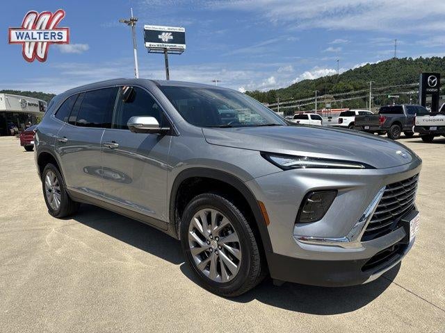 2025 Buick Enclave 4dr Preferred in Moonstone Gray Metallic — front three-quarter view